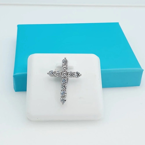 925 Sterling Silver CZ Beautiful Pendant for Women, 1USPAR4050 - Picture 5 of 10